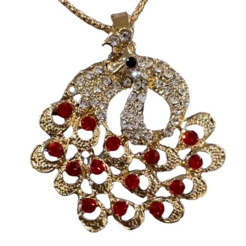 Betsey Johnson NWT Gold Tone Red Crystal Peacock Pendant Necklace Women’s